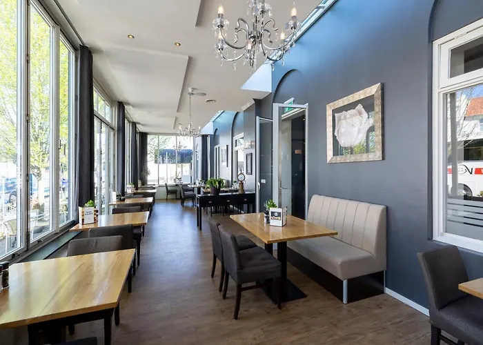 فندق Hotel Millingen 3*